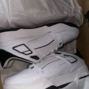 Puma Men's White and Black Sneakers